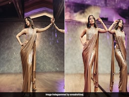 Malaika Arora Is A True Festive Firecracker In A Molten Gold <i>Saree</i> Malaika Arora Is A True Festive Firecracker In A Molten Gold <i>Saree</i>