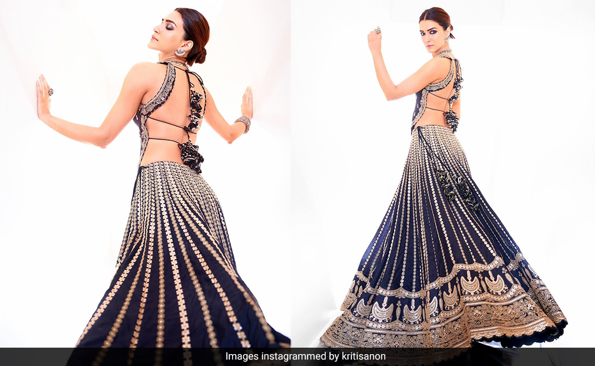 Kriti Sanon's Blue <i>Lehenga</i> Is Certified Magic And Her Backless Blouse Has A Role To Play In It