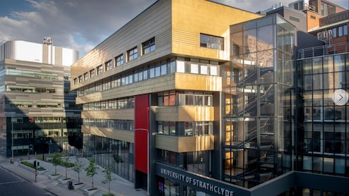 This UK University Invites Scholarship Applications For BBA (Hons) Programme