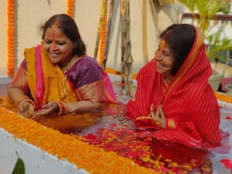 Chhath Puja 2023: ब्रम्हा की मानस पुत्री छठीं मैया की उपासना का अंतिम दिन, राजस्थान के इस शहर का पूरा वातावरण रहा भक्तिमय