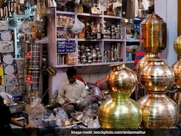 धनतेरस पर इन 3 शुभ मुहूर्त में करें शॉपिंग, घर में आएगी सुख-समृद्धि