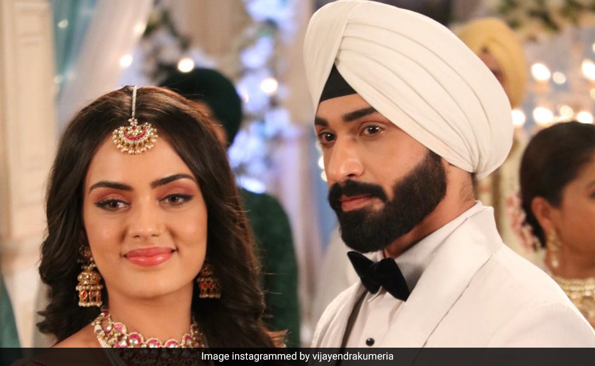 Teri Meri Doriyaann: अंगद को तलाक देगी साहिबा, 'तेरी मेरी दूरियां' में नया ट्विस्ट देख फैंस बोले- शो ही बंद कर दो