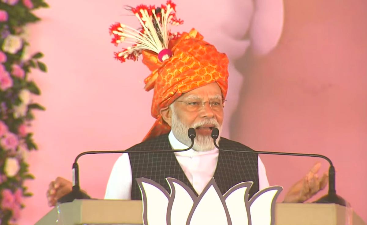 जब जब कांग्रेस सरकार में आती है, तब-तब देश में नक्सलियों के हौंसले बढ़ जाते हैं: PM मोदी