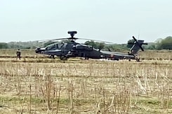 भारतीय सेना को मिलने जा रहा है अटैक हेलीकॉप्टर जानें क्या है इसकी खासियत? भारतीय सेना को मिलने जा रहा है अटैक हेलीकॉप्टर जानें क्या है इसकी खासियत?