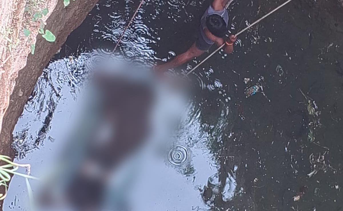 महिला की बेरहमी से हत्या कर कुएं में फेंका शव, पति को तैरती मिली लाश, दहशत में ग्रामीण