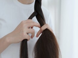 बालों के लिए संजीवनी साबित होता है यह हरा पत्ता, हफ्ते में एक बार इस्तेमाल करने पर ही बाल होने लगते हैं घने बालों के लिए संजीवनी साबित होता है यह हरा पत्ता, हफ्ते में एक बार इस्तेमाल करने पर ही बाल होने लगते हैं घने