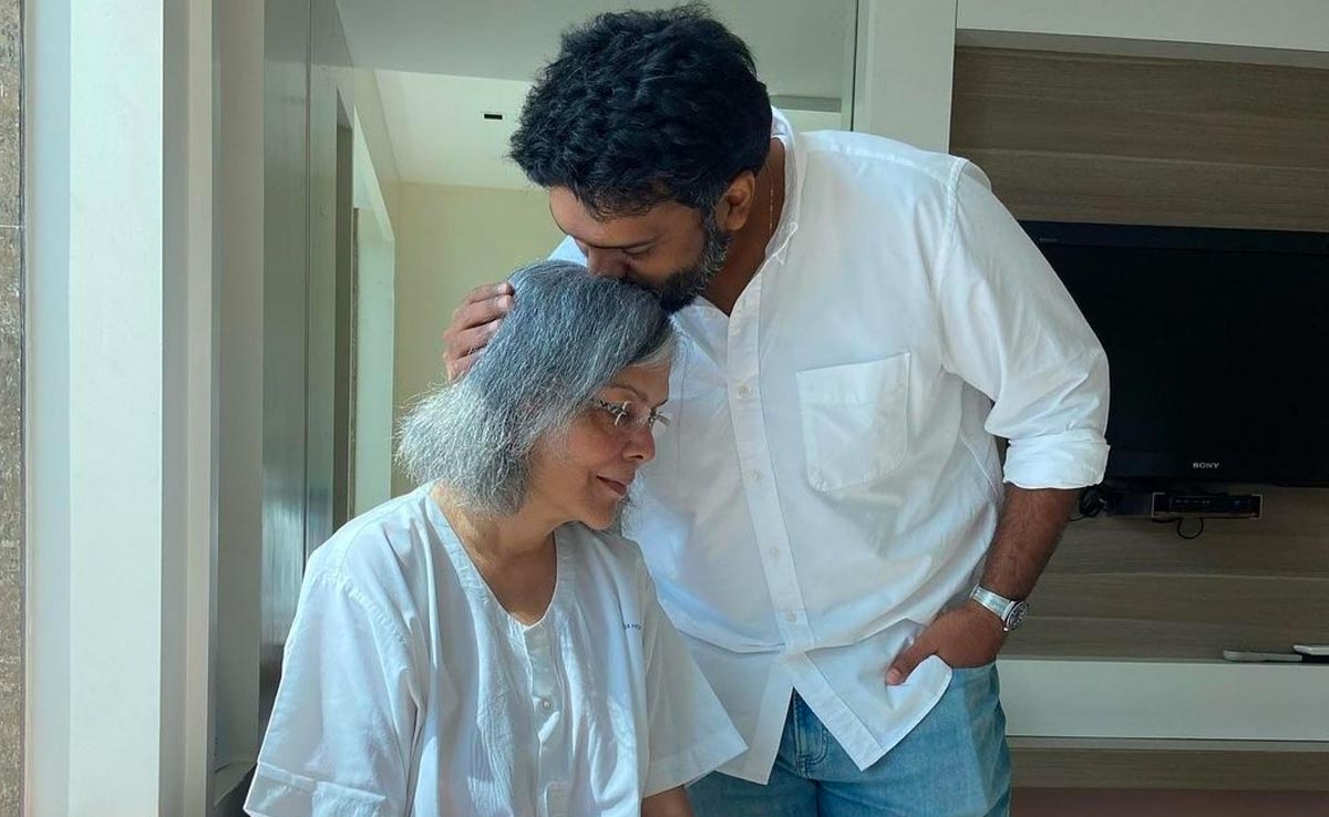 Bollywood News: Zeenat Aman ने करवाई आंख की सर्जरी, इस गंभीर बीमारी से थीं पीड़ित