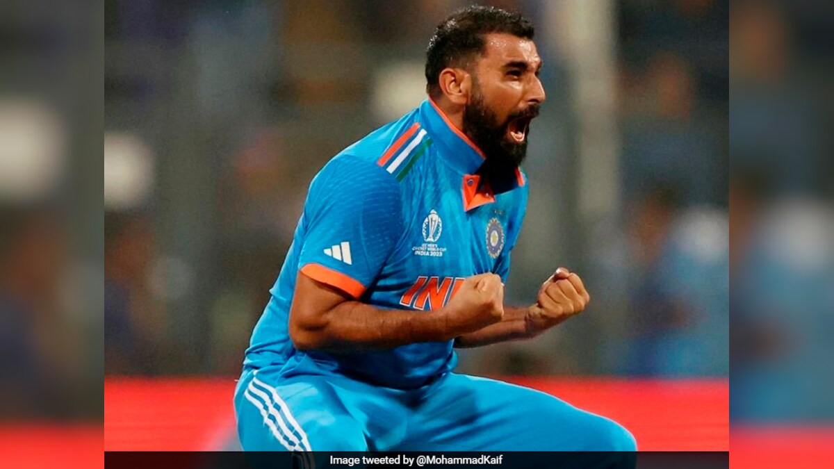 "<i>Jalan Toh Puri Dikhti Hai</i>": Mohammed Shami On Ex-Pakistan Stars Bizarre Claim Against India