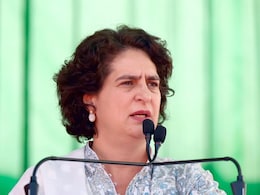 PM के पास किसानों के लिए नहीं पैसे, नए संसद पर खर्च किए 20 हजार करोड़, बालोद में प्रियंका गांधी PM के पास किसानों के लिए नहीं पैसे, नए संसद पर खर्च किए 20 हजार करोड़, बालोद में प्रियंका गांधी