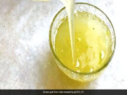 अलसी के बीजों से बने इस हेयर मास्क को एक हफ्ते लगा लिया बालों पर, तो रूखापन हो जाएगा दूर, बाल बन जाएंगे मुलायम अलसी के बीजों से बने इस हेयर मास्क को एक हफ्ते लगा लिया बालों पर, तो रूखापन हो जाएगा दूर, बाल बन जाएंगे मुलायम