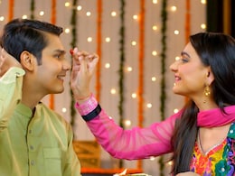 Bhai Dooj 2024: आज भैया दूज पर अपने भाई को भेजें प्यार से भरे ये विशेज, पढ़कर हो जाएंगे खुश Bhai Dooj 2024: आज भैया दूज पर अपने भाई को भेजें प्यार से भरे ये विशेज, पढ़कर हो जाएंगे खुश