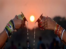 Chhath Puja: आज है छठ का तीसरा दिन, जानिए शाम के समय सूर्य को अर्घ्य देते समय किन बातों का रखना चाहिए ख्याल  Chhath Puja: आज है छठ का तीसरा दिन, जानिए शाम के समय सूर्य को अर्घ्य देते समय किन बातों का रखना चाहिए ख्याल