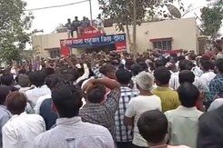 Massive Protest Outside Rajasthan Police Station After Girl, 4, Raped By Cop Massive Protest Outside Rajasthan Police Station After Girl, 4, Raped By Cop