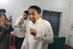 Madhya Pradesh Polls: Kamal Nath Casts Vote In Chhindwara Madhya Pradesh Polls: Kamal Nath Casts Vote In Chhindwara