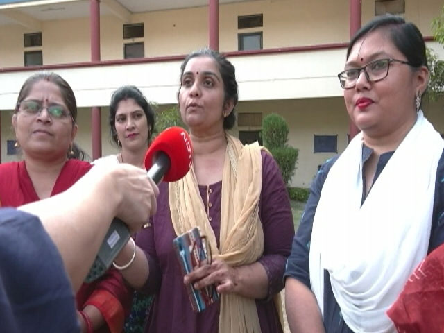 "Don't Need Freebies, We Want Quality": Key Issues For Indore Women