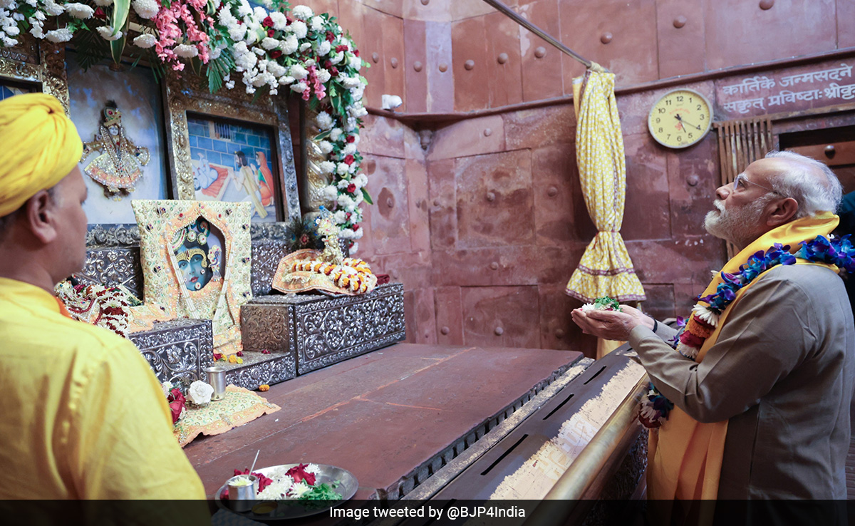 आजादी के ‘अमृतकाल’ में पहली बार देश गुलामी की मानसिकता से बाहर आया है : PM मोदी