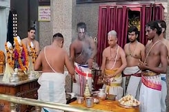 Rajasthan: तिरुपति में वेंकटेश्वर मंदिर में विशेष आयोजन, एक दिसंबर तक चलेगा ब्रह्मोत्सव Rajasthan: तिरुपति में वेंकटेश्वर मंदिर में विशेष आयोजन, एक दिसंबर तक चलेगा ब्रह्मोत्सव