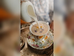 कड़कड़ाती ठंड में इस चाय का एक प्याला आपको रखेगा बीमारियों से दूर, ये 5 तरह की चाय बूस्ट करेंगी इम्युनिटी, अंदर से बनाएगी मजबूत कड़कड़ाती ठंड में इस चाय का एक प्याला आपको रखेगा बीमारियों से दूर, ये 5 तरह की चाय बूस्ट करेंगी इम्युनिटी, अंदर से बनाएगी मजबूत