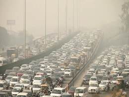 Delhi Air Quality In 'Severe' Category, Farm Fires Key Contributor Delhi Air Quality In 'Severe' Category, Farm Fires Key Contributor