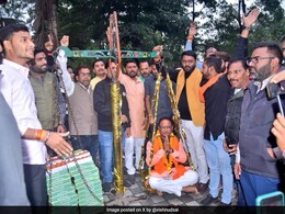 छत्तीगसढ़ की कमान मिलने के बाद विष्णुदेव साय ने बताया सबसे पहले करेंगे कौनसा काम? देखें- VIDEO छत्तीगसढ़ की कमान मिलने के बाद विष्णुदेव साय ने बताया सबसे पहले करेंगे कौनसा काम? देखें- VIDEO