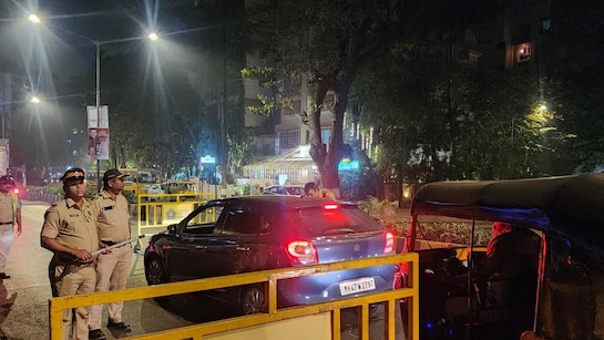 मुंबई: सड़क पार कर रही 80 साल की बुजुर्ग को क्रेन ने कुचला, खून से लथपथ छोड़ भागा ड्राइवर; अब गिरफ्तार