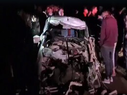 चूरू के सरदारशहर में हुआ भीषण सड़क हादसा,तीन बच्चों समेत 4 की मौत, 5 घायल चूरू के सरदारशहर में हुआ भीषण सड़क हादसा,तीन बच्चों समेत 4 की मौत, 5 घायल