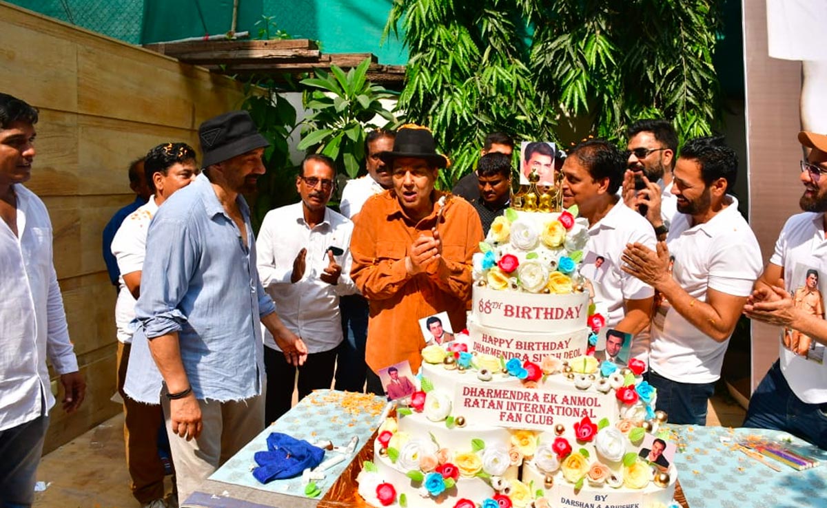 In Pics: Dharmendra Cuts Birthday Cake With Son Sunny Deol And Fans By His Side