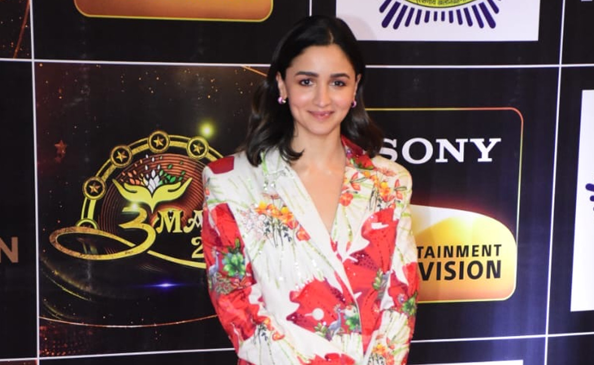 Alia Bhatt's Powers Up Holiday Style In A Rahul Mishra Floral Pantsuit At Umang 2023