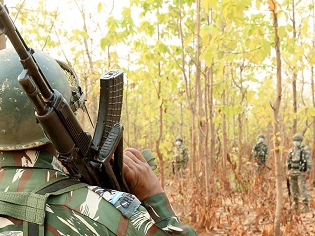 Naxalites Arrest : छत्तीसगढ़ में नक्सलियों को लगा झटका, बीजापुर में गिरफ्तार हुए 9 नक्सली, अब खोलेंगे बड़े राज&nbsp;
