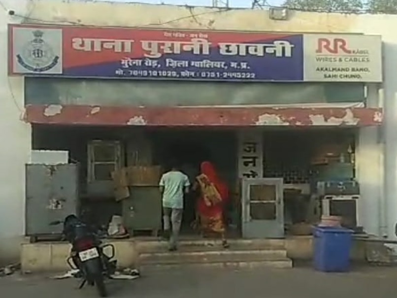 MP News : गरीबों के राशन में डाका, PDS के 500 बोरी गेंहू फुर्र, ट्रक खाली छोड़कर भागे चोर