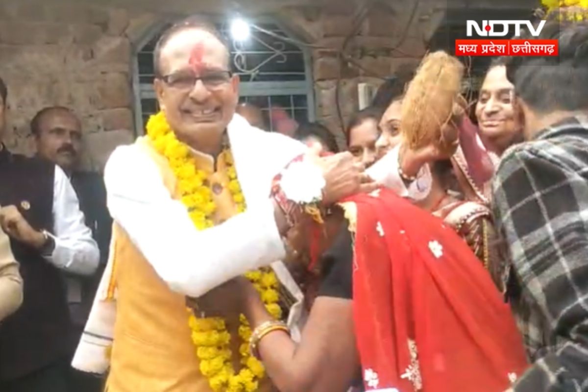 कर्नाटक की जीत के बाद कांग्रेस मप्र चुनाव ‘अहंकार’ के कारण हारी, न कि ईवीएम के : मुख्यमंत्री चौहान