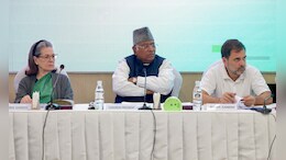 Congress Star Campaigners: कांग्रेस ने MP में जारी की स्टार प्रचारकों की सूची, खरगे-सोनिया-राहुल समेत ये 40 नाम शामिल