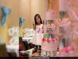 World's Shortest Woman Jyoti Amge Celebrates Her 30th Birthday World's Shortest Woman Jyoti Amge Celebrates Her 30th Birthday