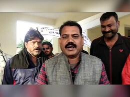 नगर निगम कार्यालय में पार्षद की दबंगई! गाली गलौच के बाद अधिकारी के साथ की झूमाझटकी  नगर निगम कार्यालय में पार्षद की दबंगई! गाली गलौच के बाद अधिकारी के साथ की झूमाझटकी