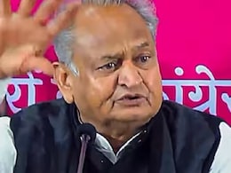 पहलवानों के पदक लौटाने से भाजपा की असंवेदनशीलता उजागर : अशोक गहलोत पहलवानों के पदक लौटाने से भाजपा की असंवेदनशीलता उजागर : अशोक गहलोत