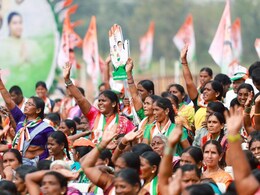छत्तीसगढ़ : कांग्रेस के 15 सवर्ण उम्मीदवारों में से 13 चुनाव हारे, BJP के 18 में से 16 जीते छत्तीसगढ़ : कांग्रेस के 15 सवर्ण उम्मीदवारों में से 13 चुनाव हारे, BJP के 18 में से 16 जीते