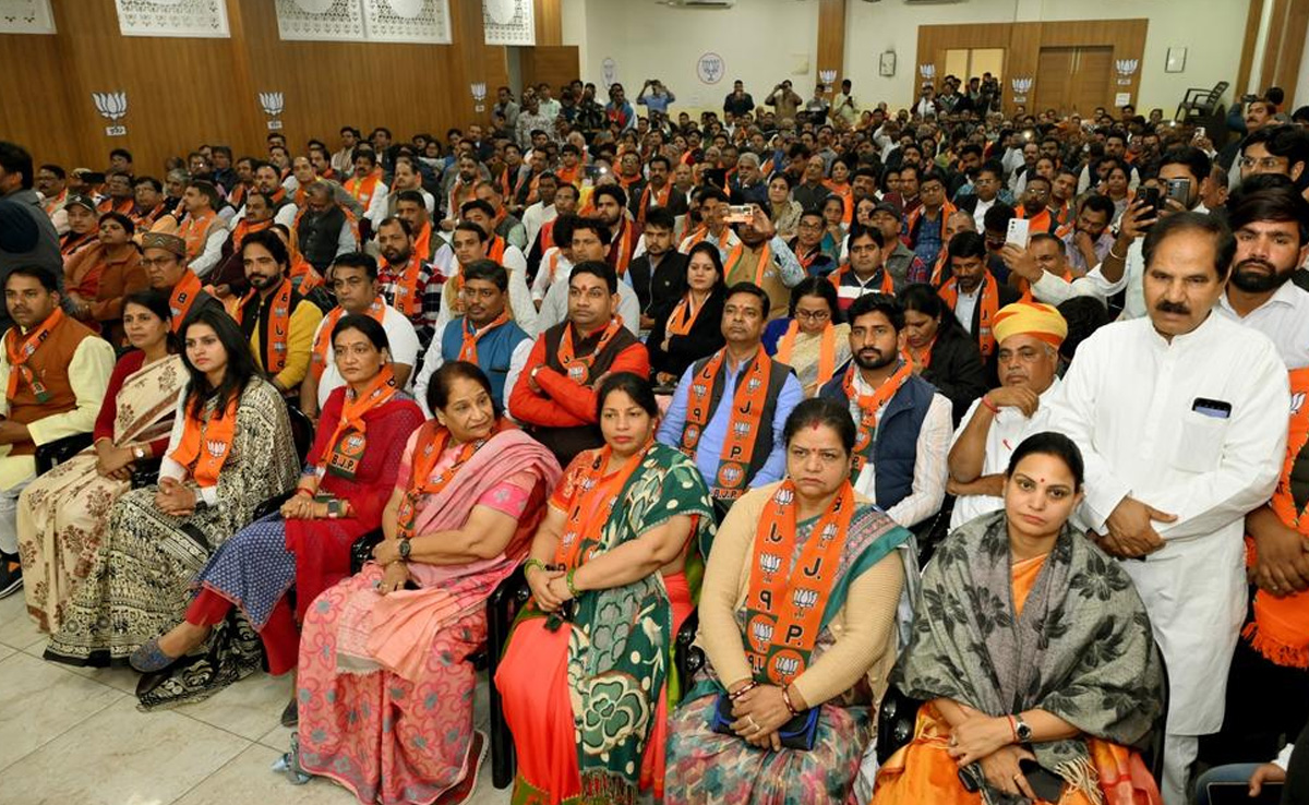 Rajasthan Cabinet: बीजेपी विधायकों ने जयपुर में डाला डेरा! बस फोन आने का इंतजार, क्या आज होगा मंत्रिमंडल विस्तार?
