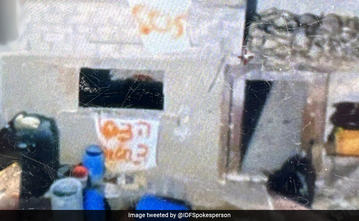 Israel Hostages Killed By Own Army Put Out 'SOS' Sign With Leftover Food