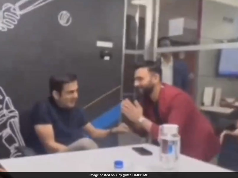 Watch: "2-3 Crore <i>Dedo</i>" - TV Presenter's Hilarious Plea To KKR Mentor Gautam Gambhir Is Viral