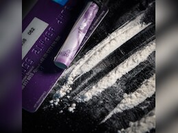 Exclusive : पुण्यात ड्रग्जचं मोठं रॅकेट उघड, उच्चशिक्षित तरुण ग्राहक, कुरिअरनं सुरु होता व्यापार!