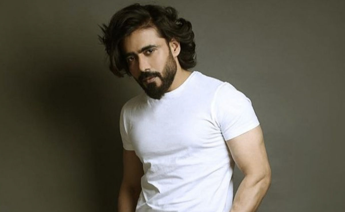 फिल्म निर्माता शाहरोज अली खान से मिलिए, जानें कैसे पूरा किया अलीगढ़ से मुंबई तक का सफर