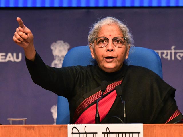 "WhatsApp यूनिवर्सिटी से जानकारी": Nirmala Sitharaman के बाढ़ चेतावनी के दावे पर DMK