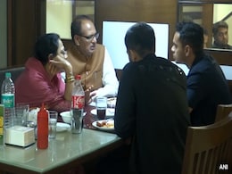 Shivraj Singh Chouhan Enjoys Dinner With Family After BJP's Big Win In Madhya Pradesh Shivraj Singh Chouhan Enjoys Dinner With Family After BJP's Big Win In Madhya Pradesh