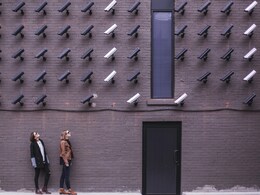 सर्विलांस कैमरों पर अमेजॉन दे रहा 50% तक छूट, देखें टॉप डिल्‍स