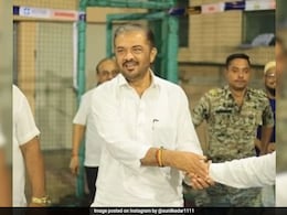 बंडखोरांची ताठर भूमिका, काँग्रेस नेत्यांची सुनील केदार यांच्याविरोधात तक्रार; काँग्रेसची डोकेदुखी वाढली बंडखोरांची ताठर भूमिका, काँग्रेस नेत्यांची सुनील केदार यांच्याविरोधात तक्रार; काँग्रेसची डोकेदुखी वाढली