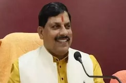 MP Cabinet Extension: मंत्रिमंडल विस्तार में देरी, जानिए कहां फंसा है पेंच? MP Cabinet Extension: मंत्रिमंडल विस्तार में देरी, जानिए कहां फंसा है पेंच?