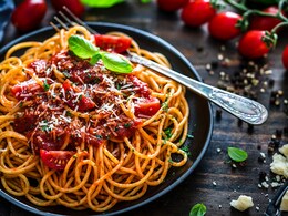 A Bowl of Pasta Can Make You Happy - Even Science Says So! A Bowl of Pasta Can Make You Happy - Even Science Says So!