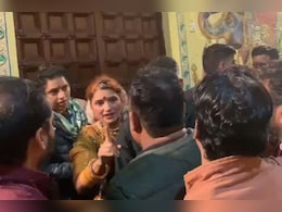 फोक डांस गाने से परेशान शख्स ने चलाया हनुमान चालीसा, फिर दोनों पक्ष में हुई जमकर मारपीट