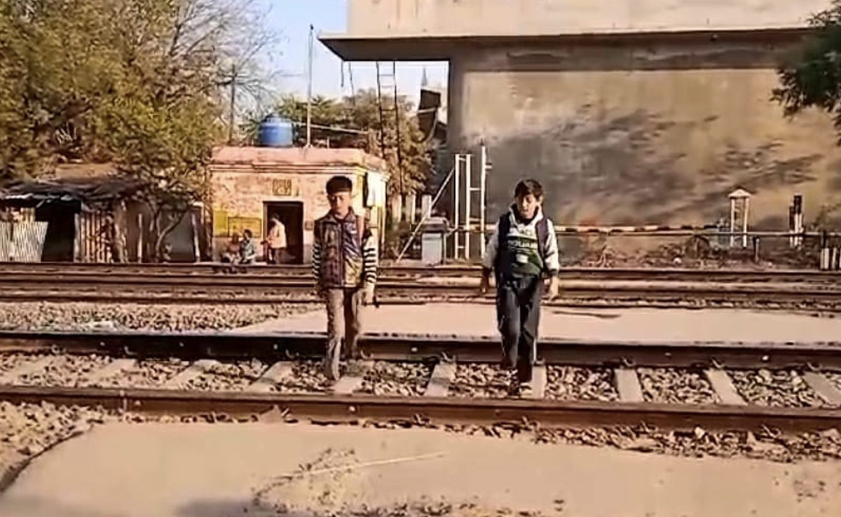 कब खत्म होगा इंतजार? ग्वालियर में 6 साल से बन रहा आधा किमी का एक रेलवे ओवर ब्रिज