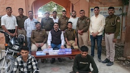 शोरूम में 35 लाख की चोरी का खुलासा, शौक पूरा करने के लिए करते थे चोरियां, पुलिस ने दबोचा
